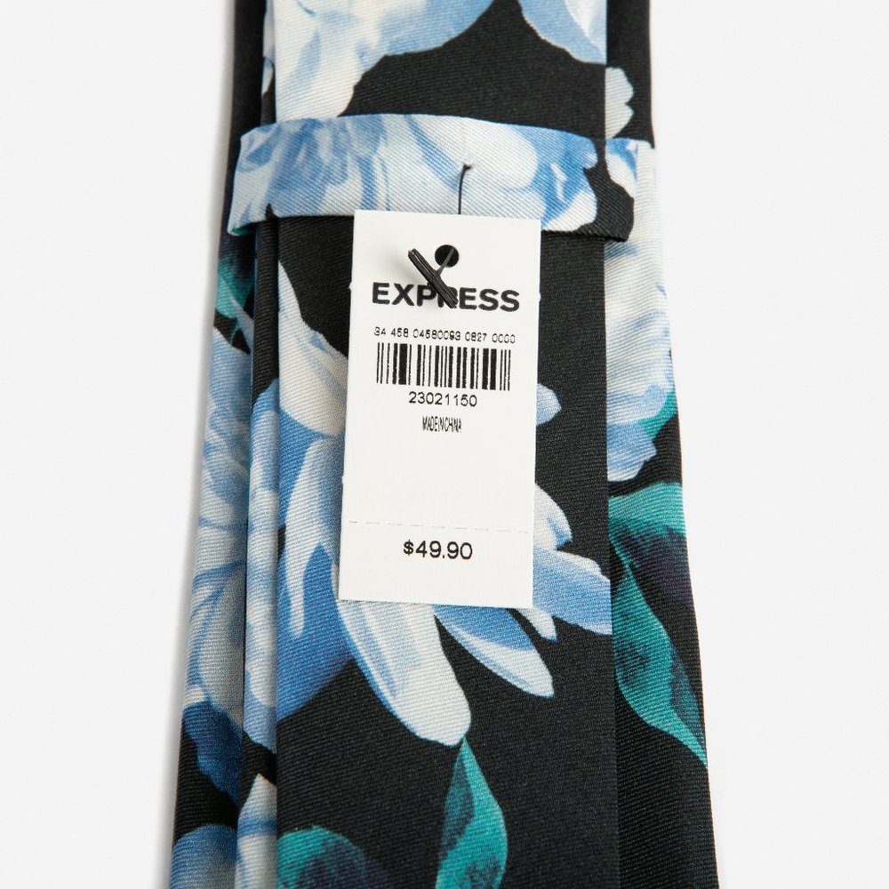 NEW! Blue Narrow Watercolor Floral Tie - Picture 4 of 4